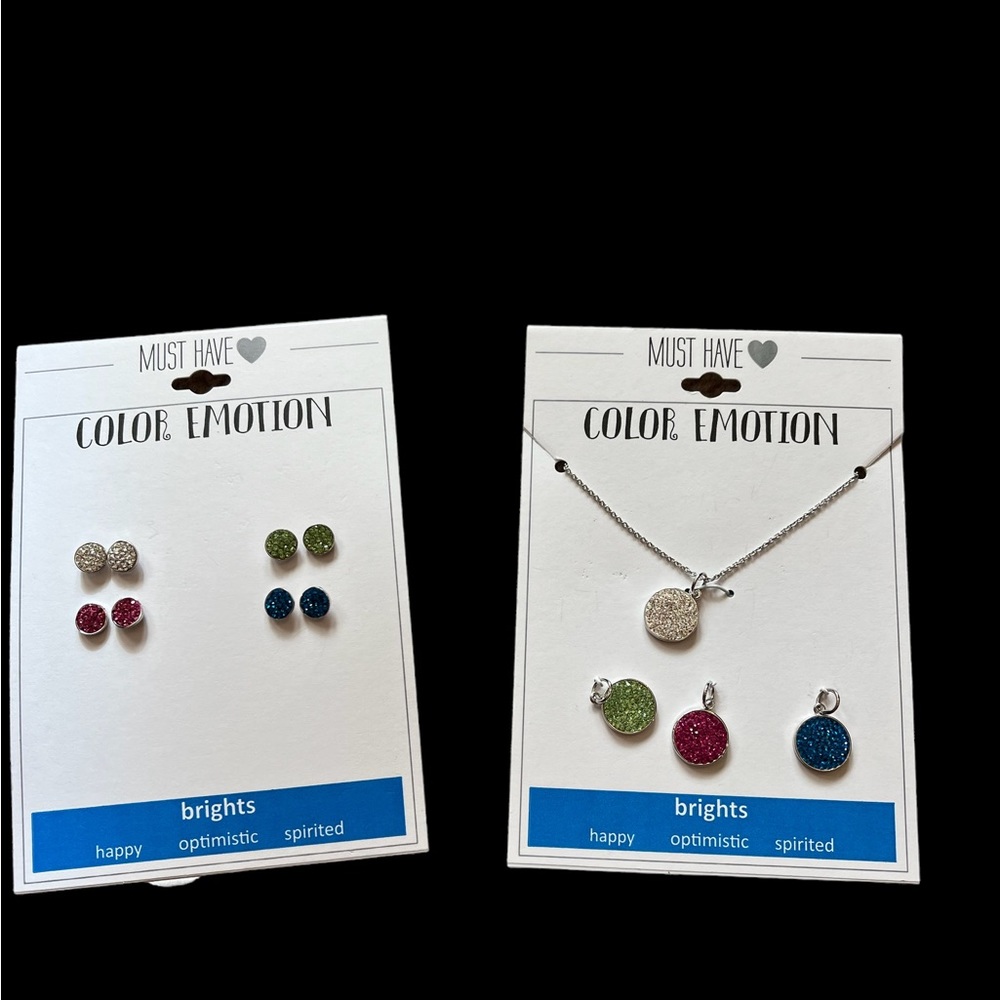 Must Have Color Emotion Necklace and Earrings Set